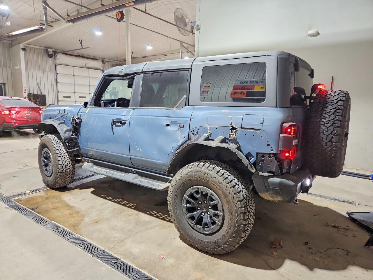 2024 FORD Bronco