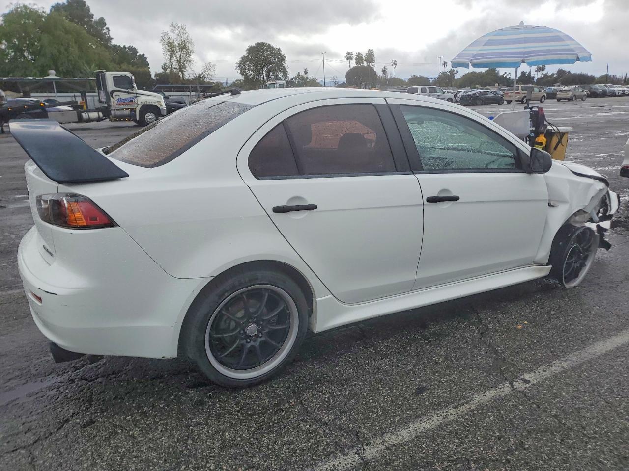 2010 MITSUBISHI LANCER