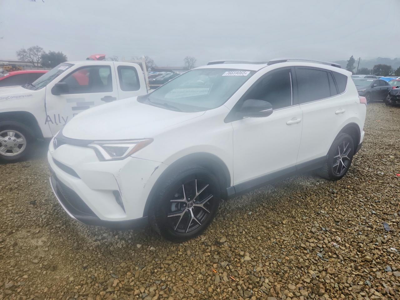 2016 TOYOTA RAV4
