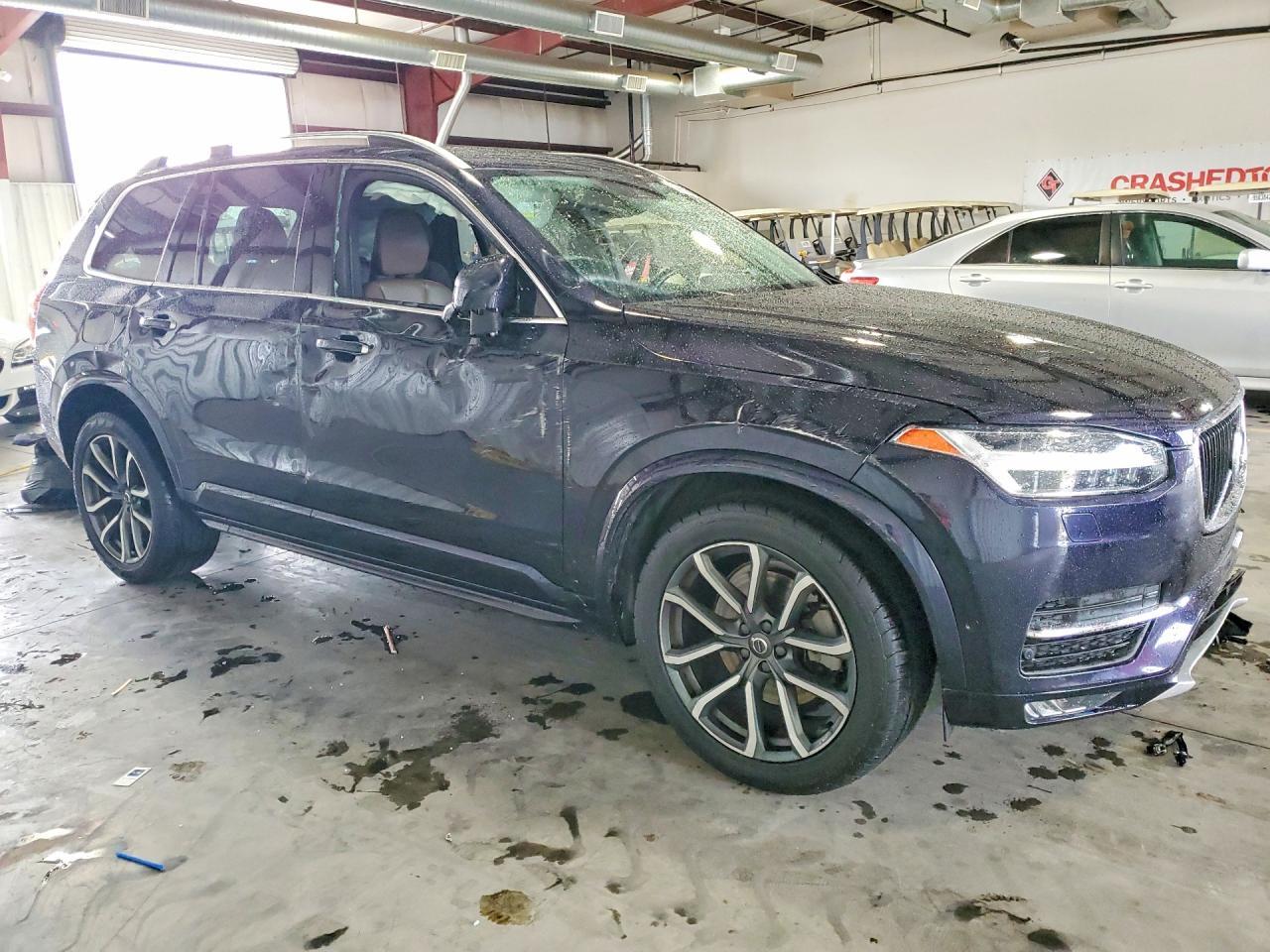 2019 VOLVO XC90