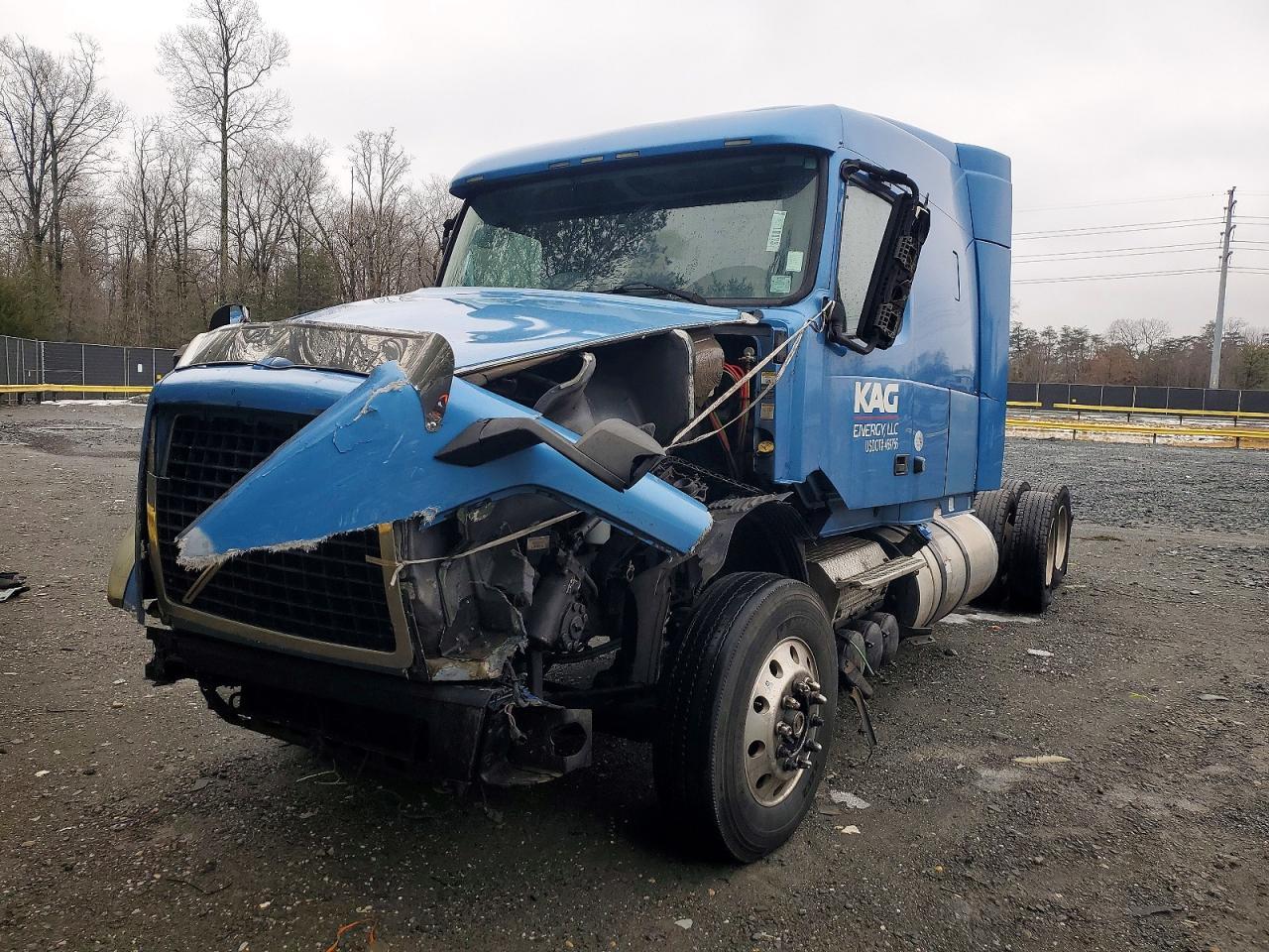 2012 VOLVO Vn