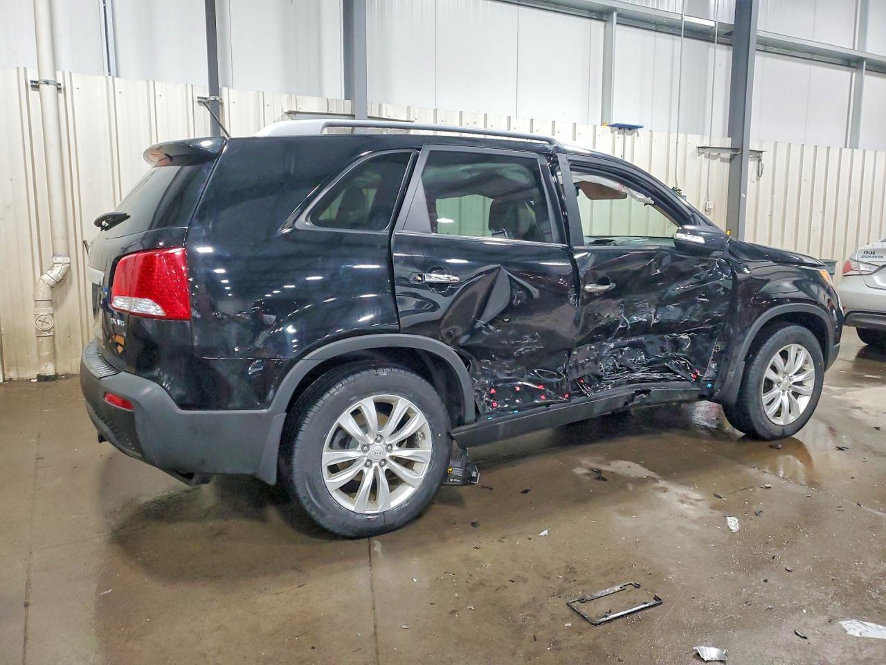 2011 KIA SORENTO