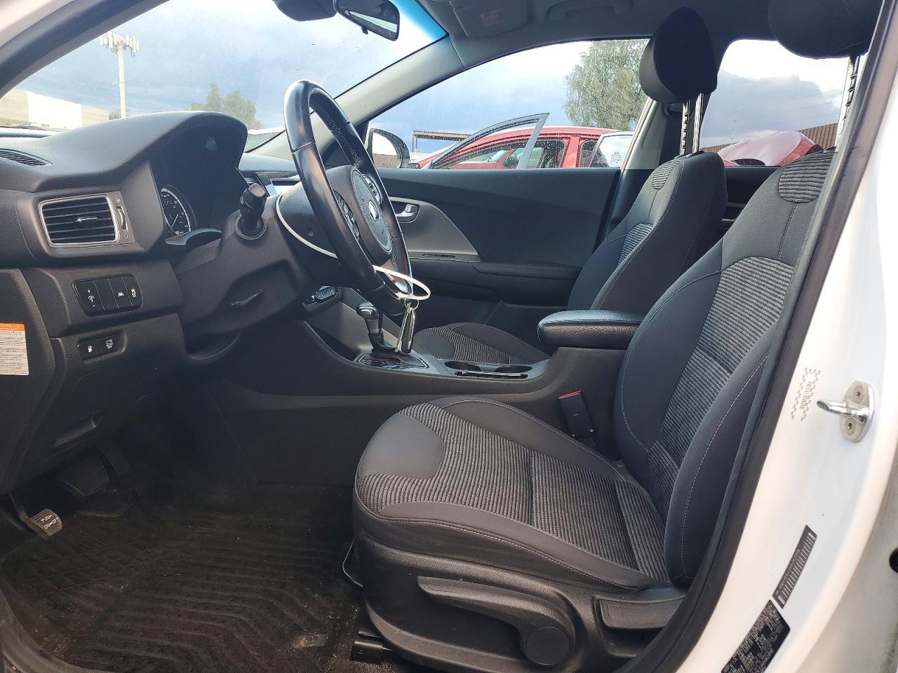 2017 KIA Niro