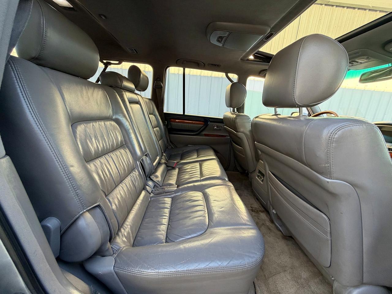 2005 LEXUS Lx 470