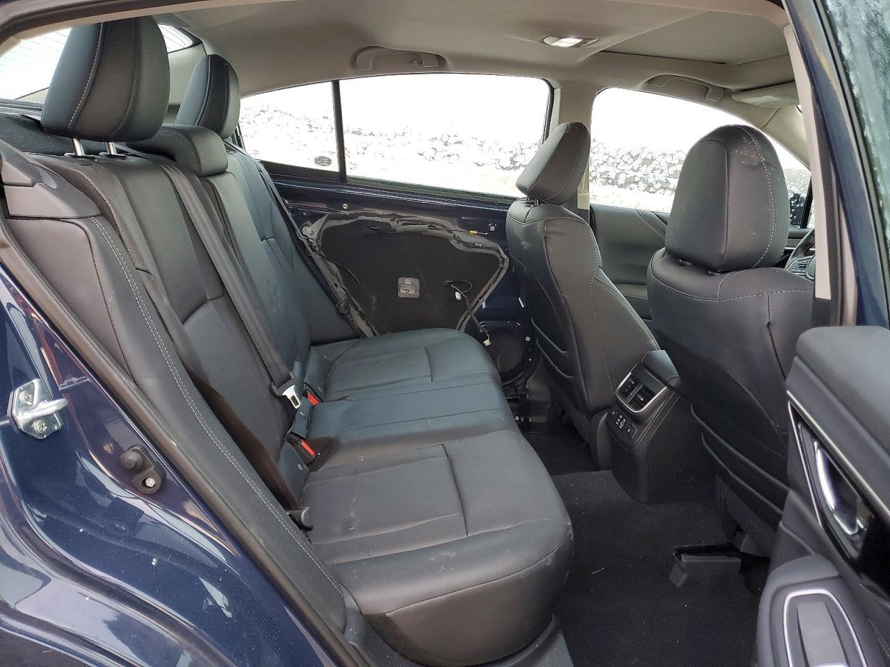 2025 SUBARU Legacy