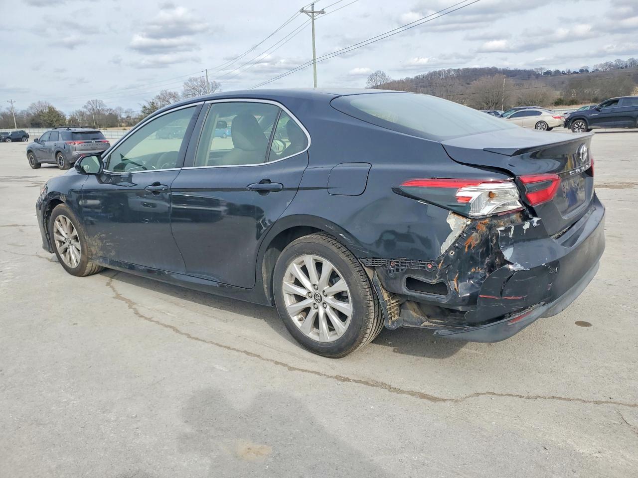 2018 TOYOTA CAMRY