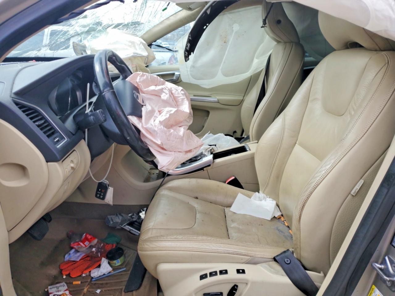 2014 VOLVO XC60