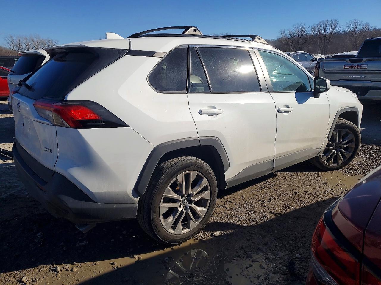 2019 TOYOTA RAV4