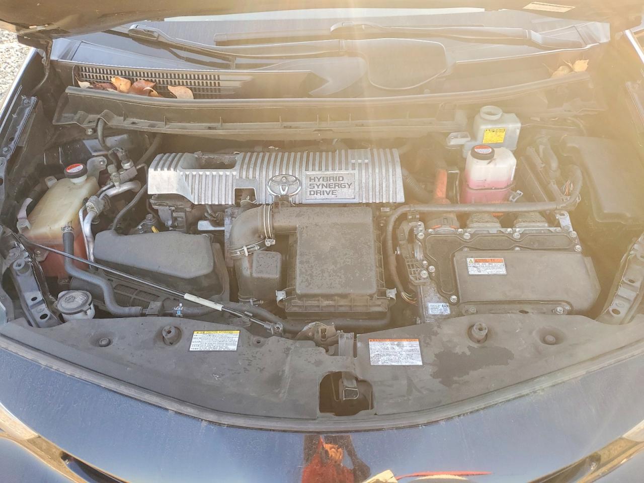2016 TOYOTA PRIUS V