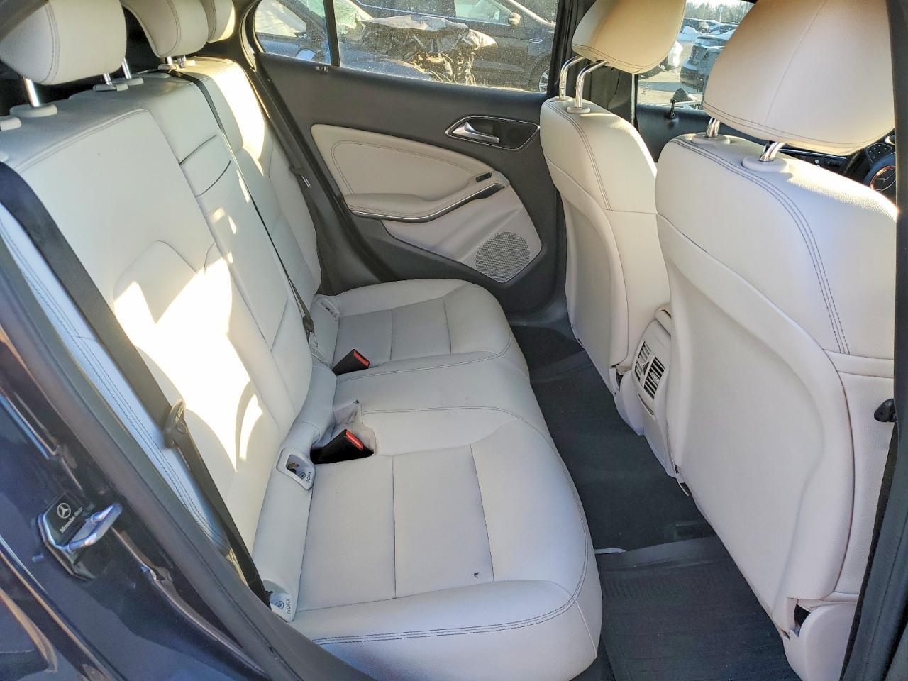 2019 MERCEDES-BENZ GLA-Class