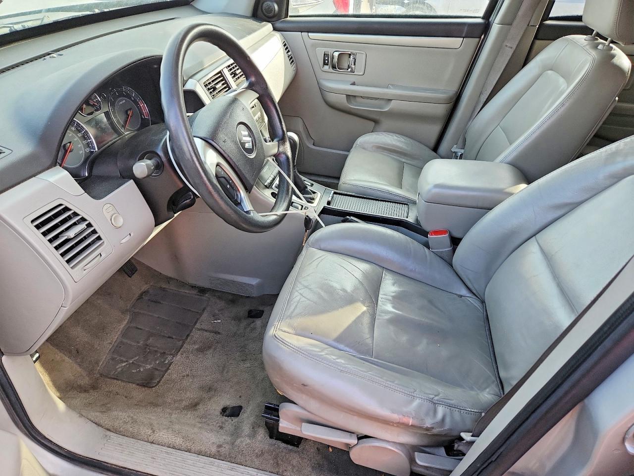 2008 SUZUKI Xl-7
