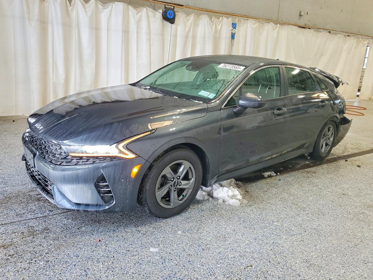 2022 KIA K5