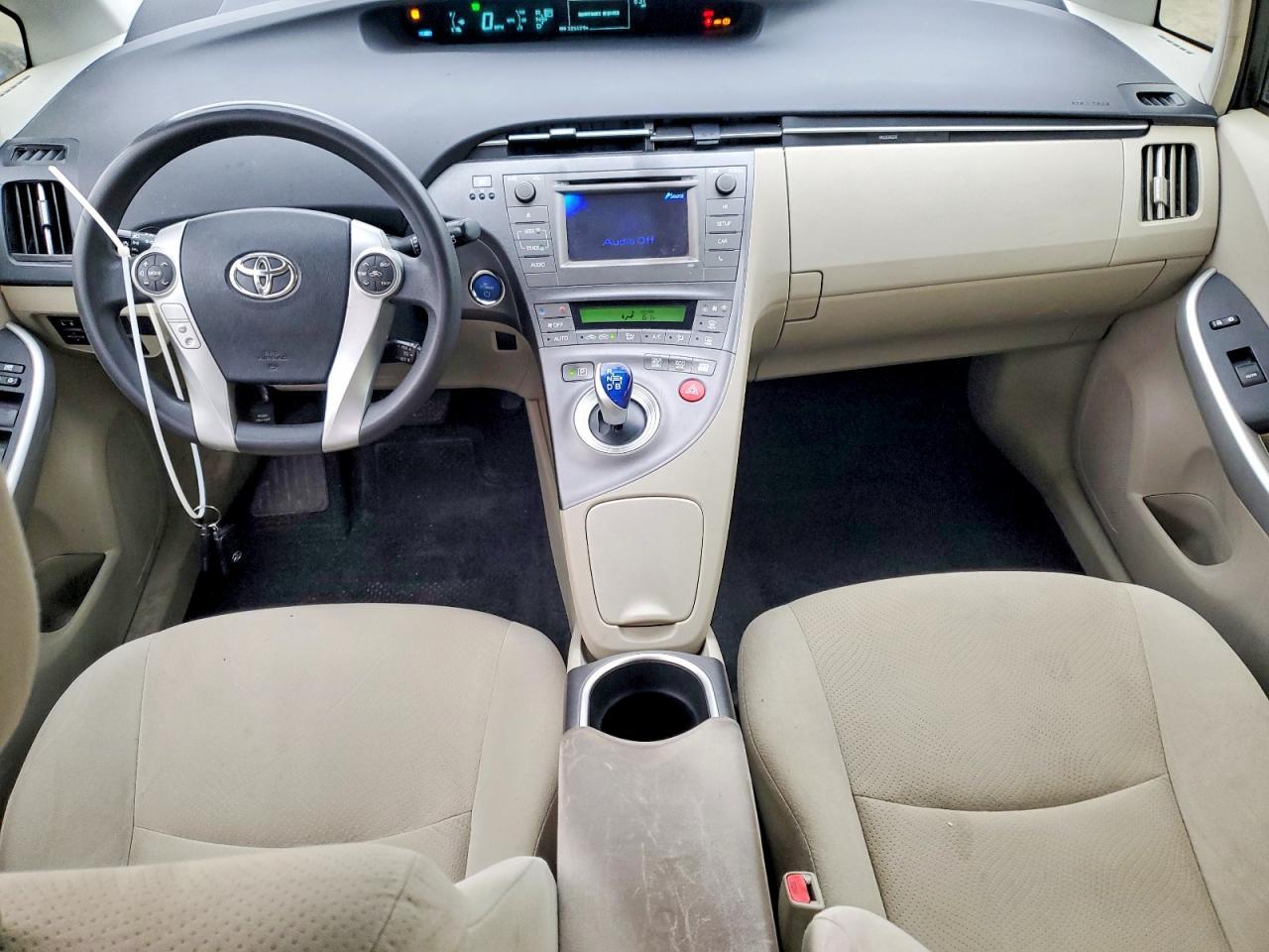 2015 TOYOTA PRIUS