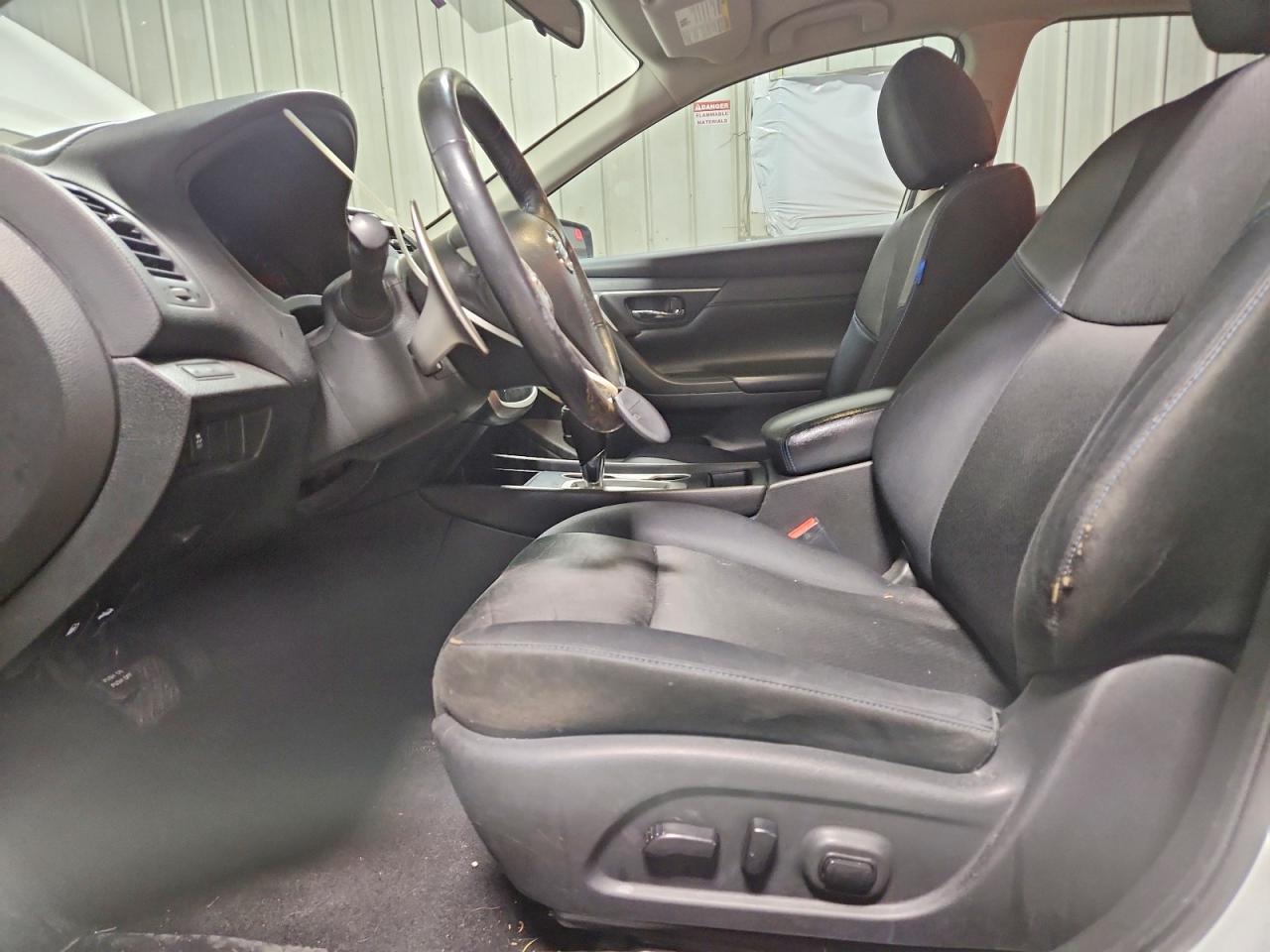 2016 NISSAN ALTIMA