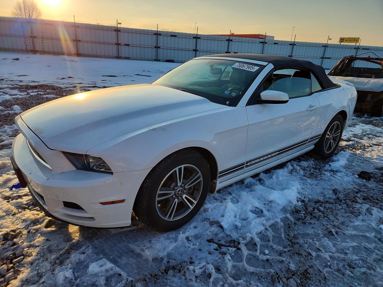 2013 FORD MUSTANG