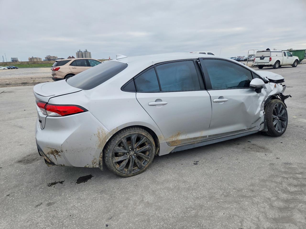 2024 TOYOTA COROLLA