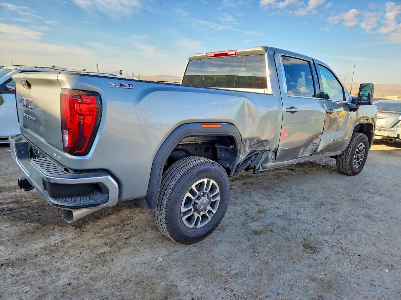 2025 GMC Sierra