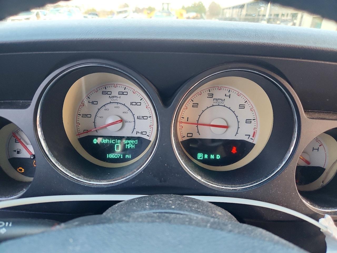 2013 DODGE Challenger