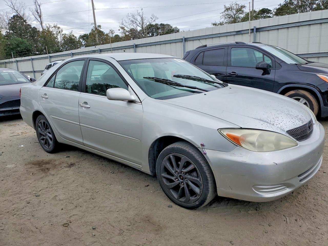 2002 TOYOTA CAMRY