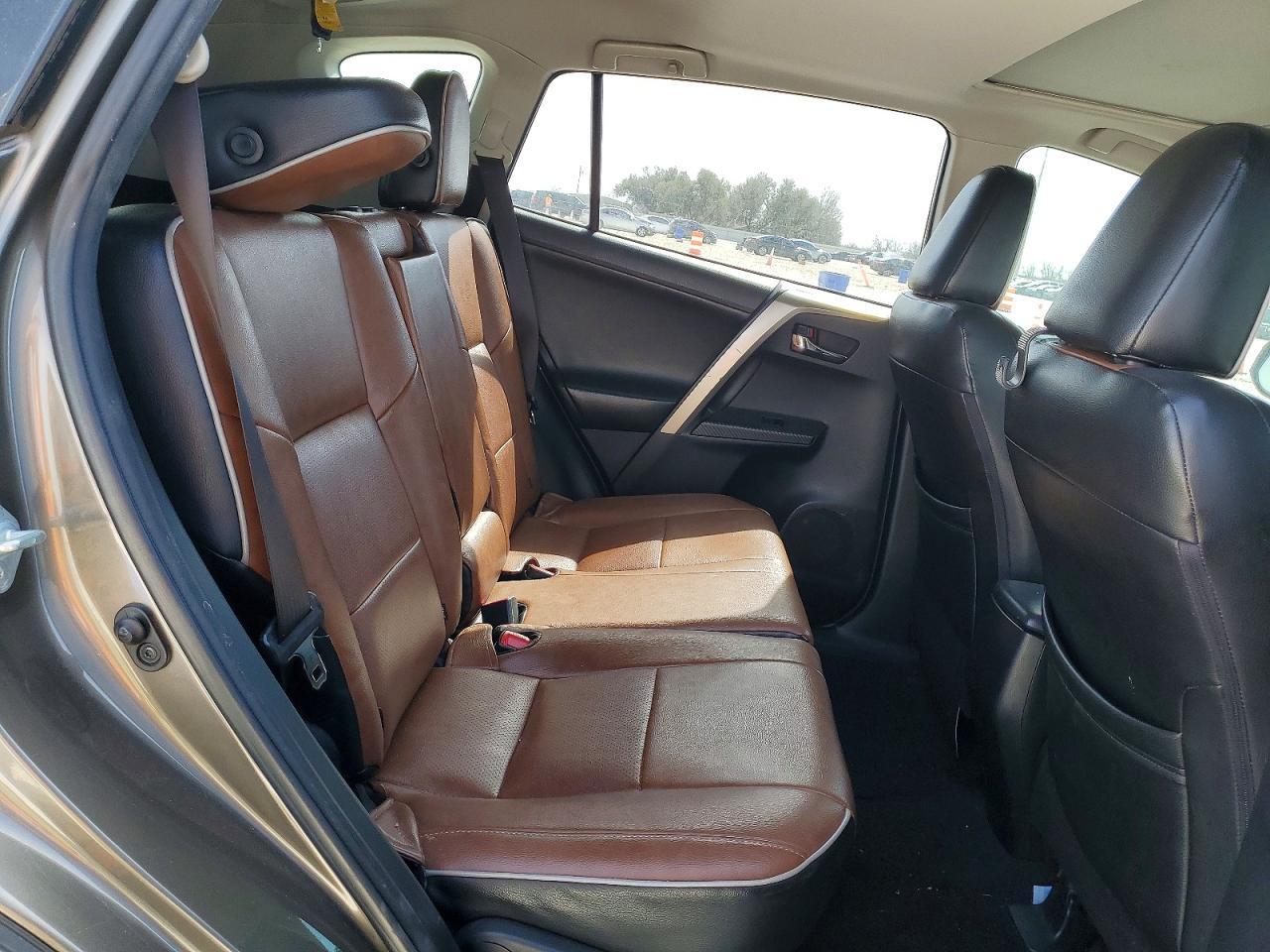 2014 TOYOTA RAV4