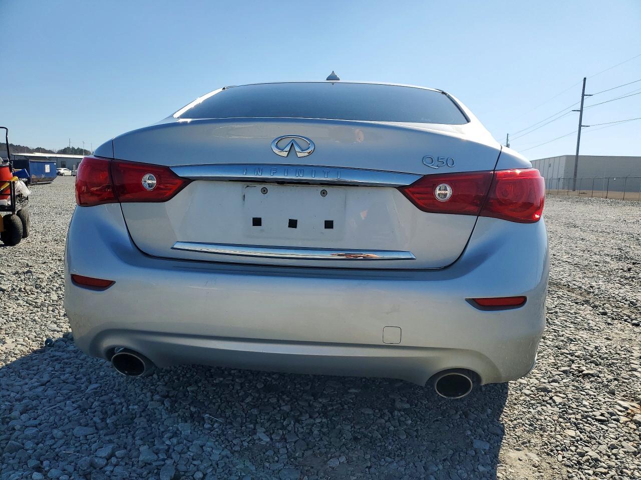 2015 INFINITI Q50