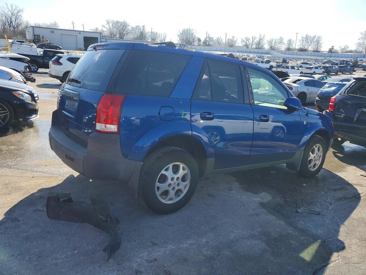 2005 SATURN Vue