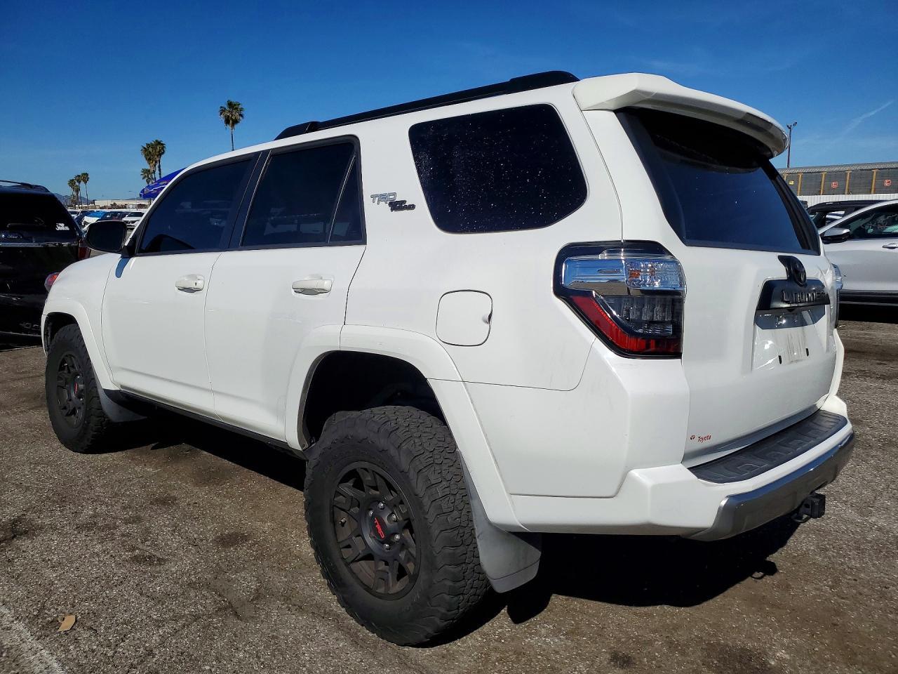 2020 TOYOTA 4Runner