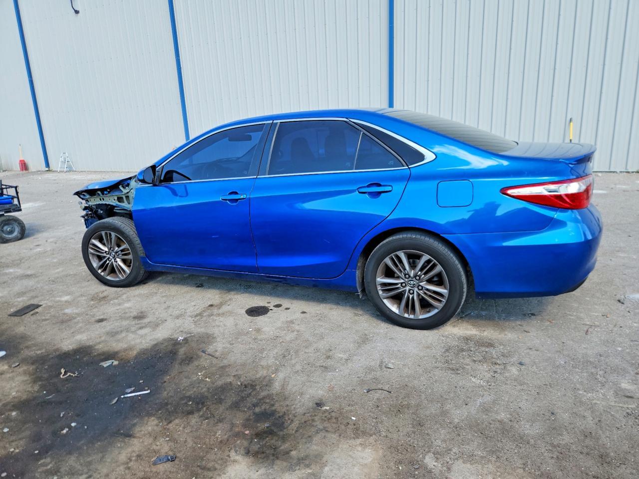 2017 TOYOTA CAMRY