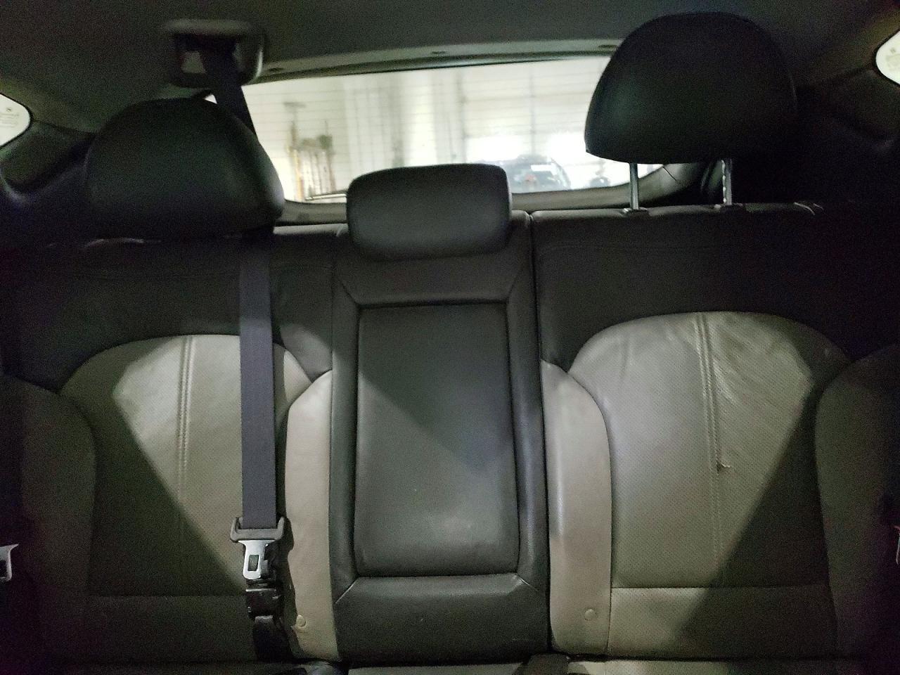 2010 HYUNDAI TUCSON