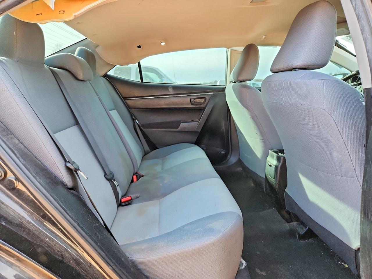 2015 TOYOTA COROLLA