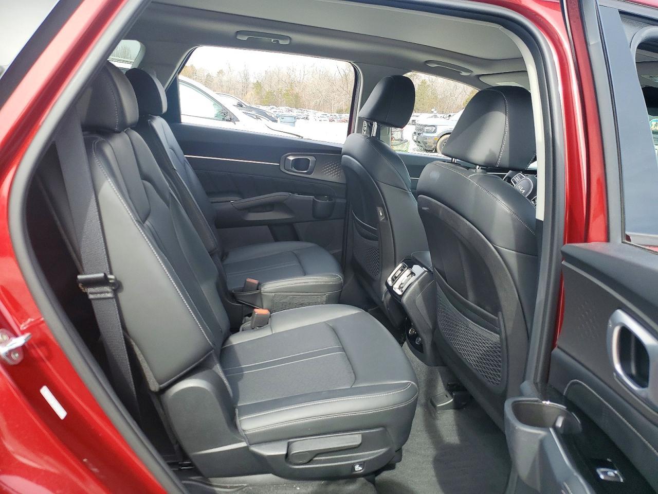 2023 KIA SORENTO