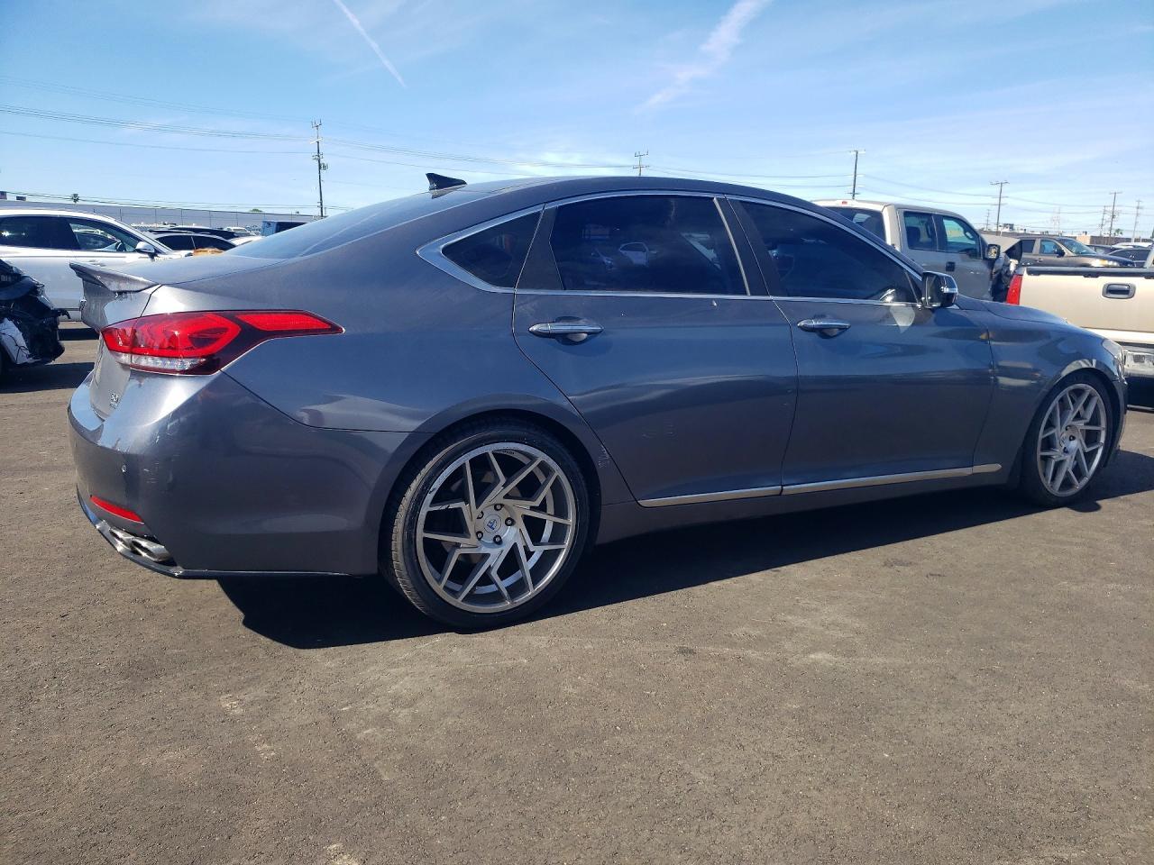2015 HYUNDAI GENESIS
