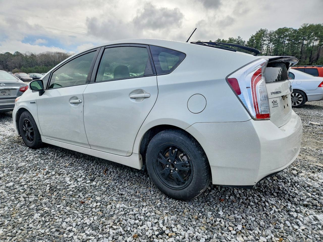 2015 TOYOTA PRIUS