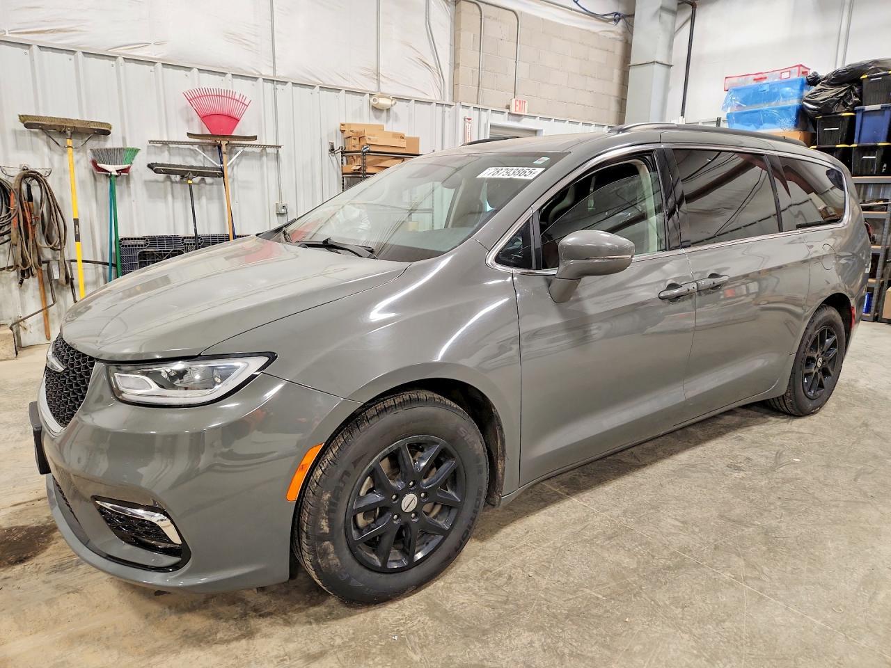 2022 CHRYSLER Pacifica
