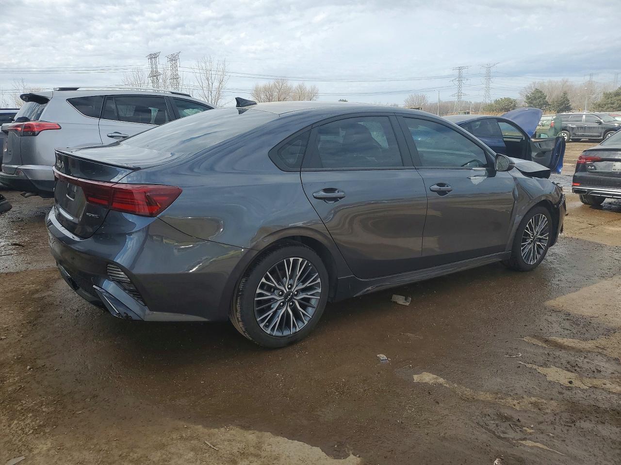 2023 KIA FORTE