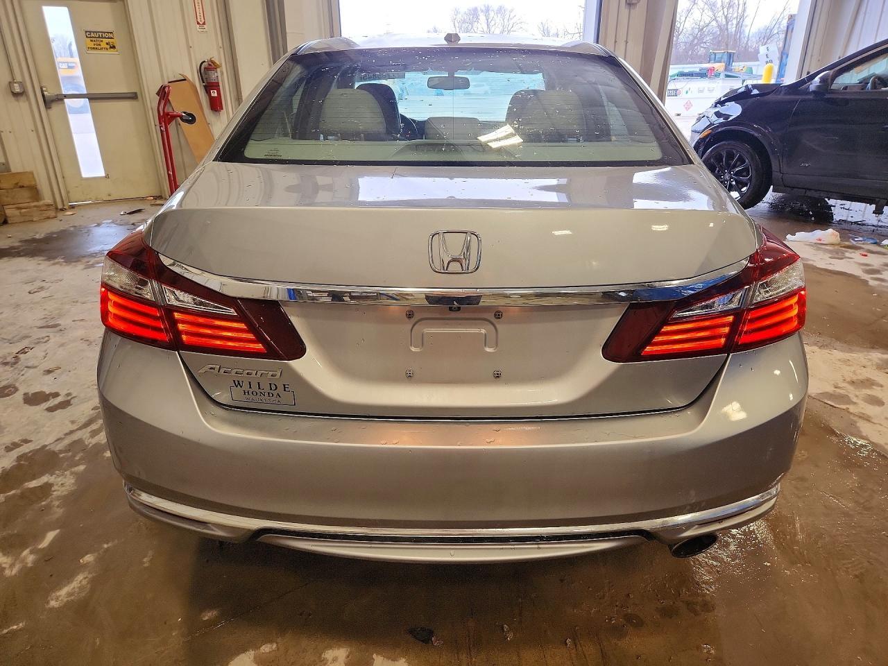 2017 HONDA ACCORD