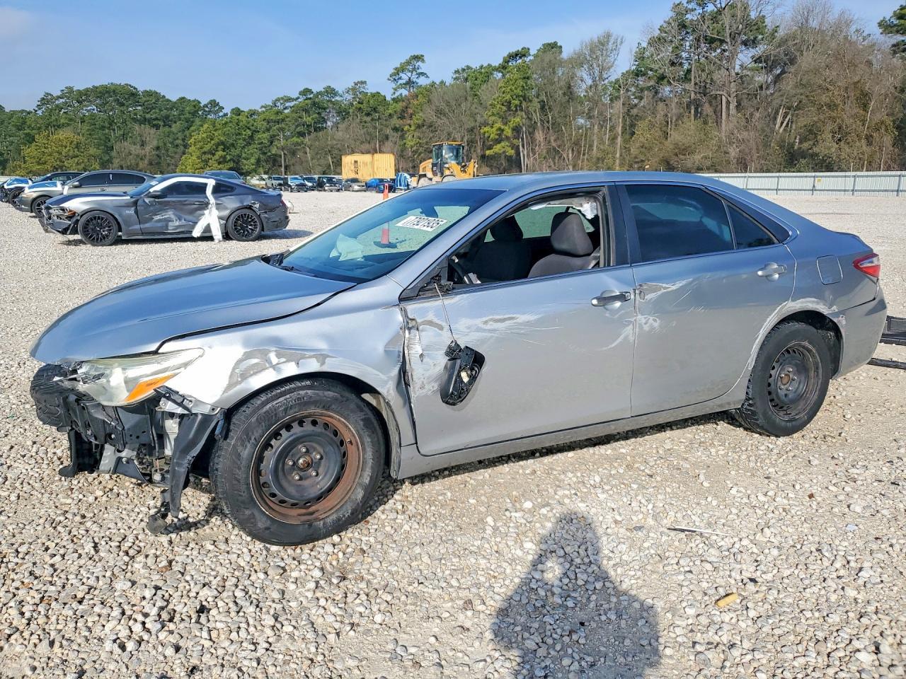 2015 TOYOTA CAMRY