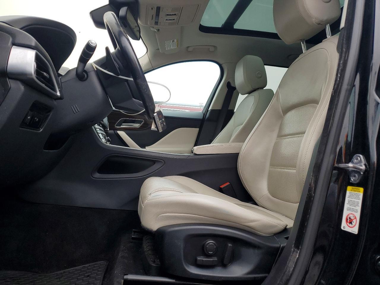 2017 JAGUAR F-Pace