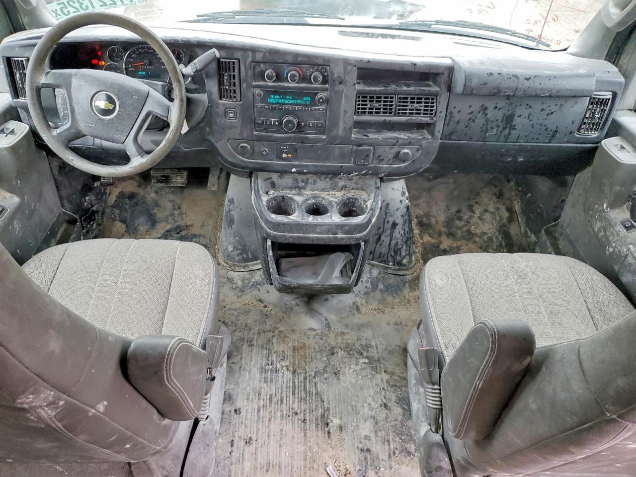2017 CHEVROLET EXPRESS 2500