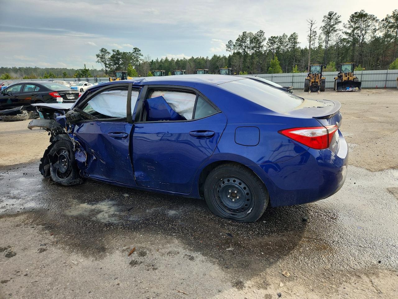 2015 TOYOTA COROLLA