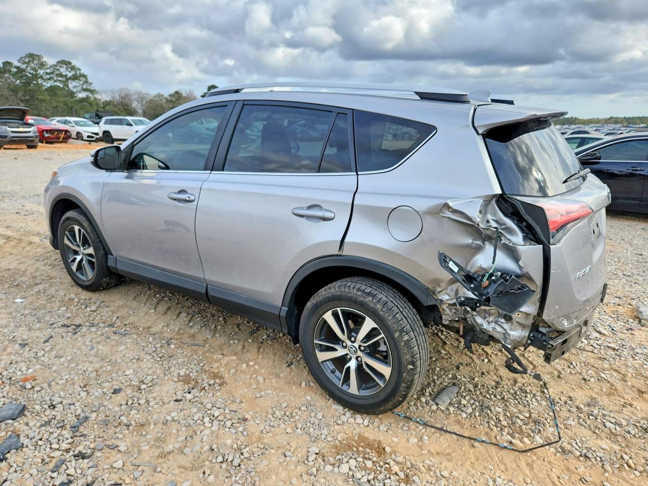 2016 TOYOTA RAV4