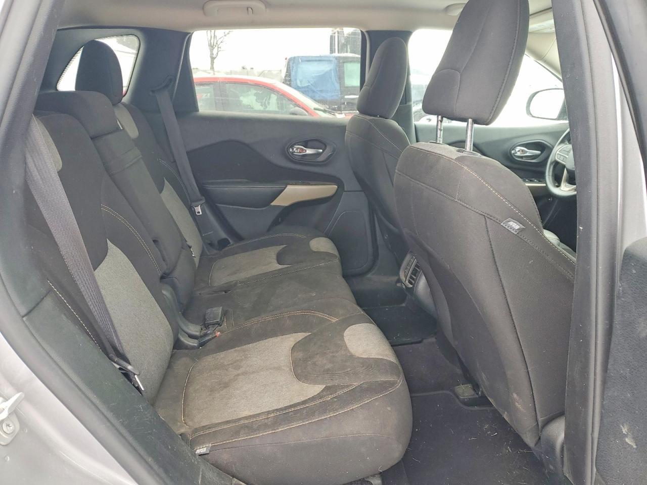 2018 JEEP CHEROKEE