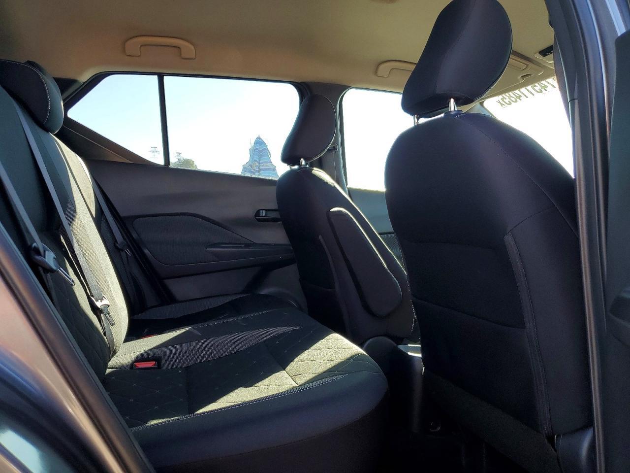 2018 NISSAN KICKS