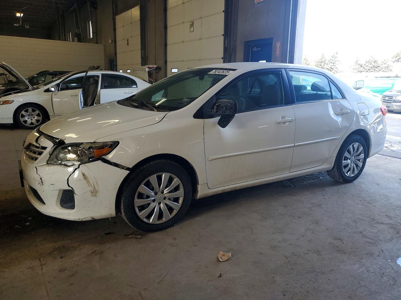 2013 TOYOTA COROLLA