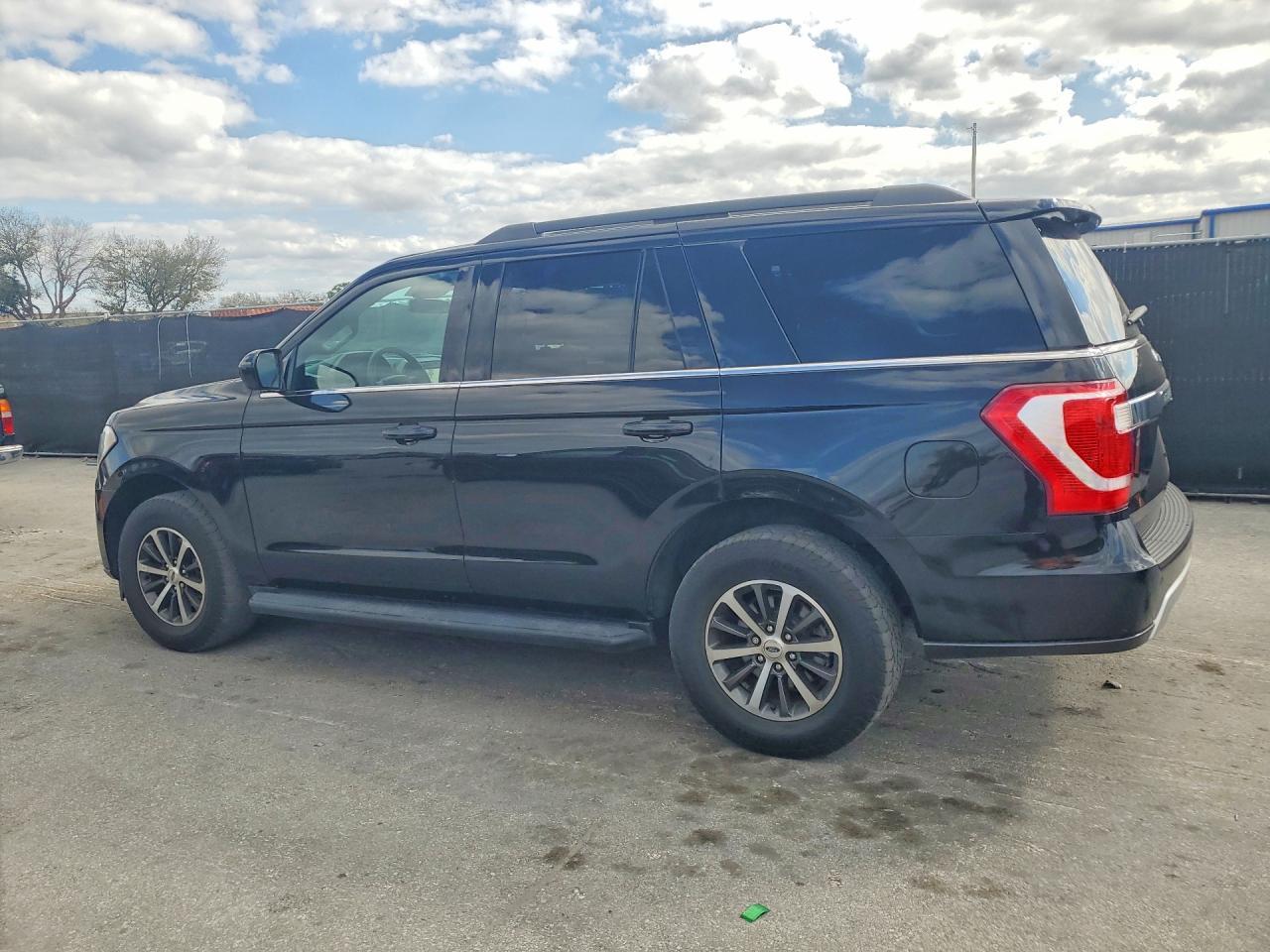 2020 FORD Expedition