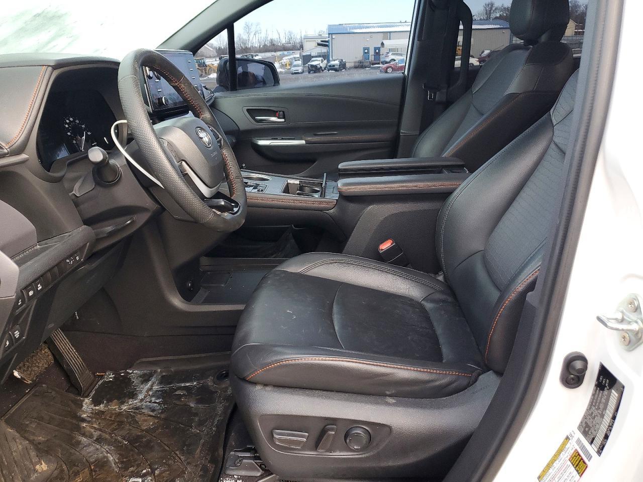 2022 TOYOTA SIENNA