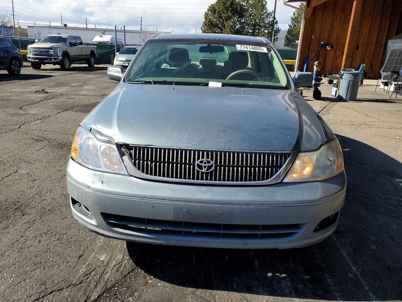2000 TOYOTA Avalon