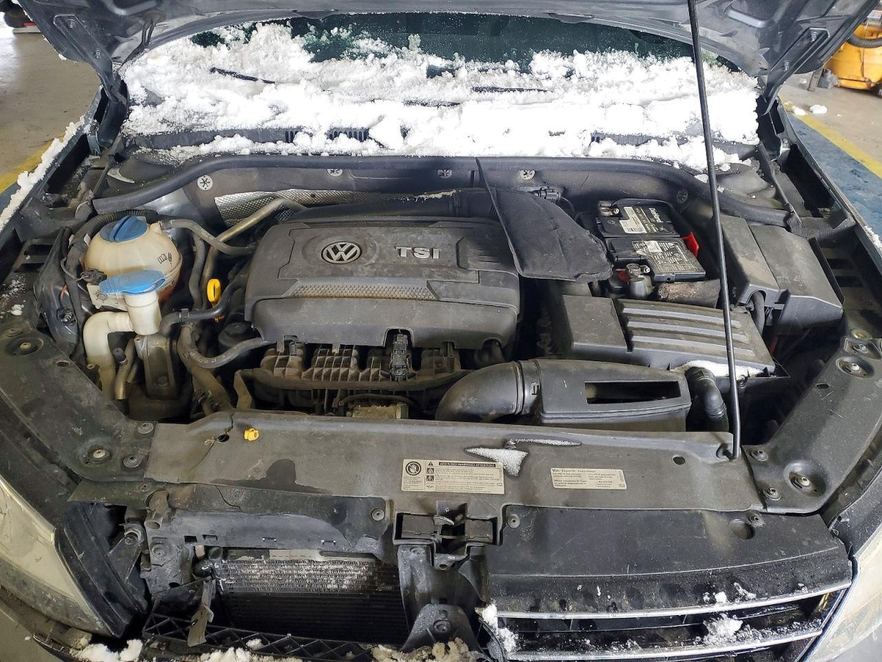 2015 VOLKSWAGEN JETTA