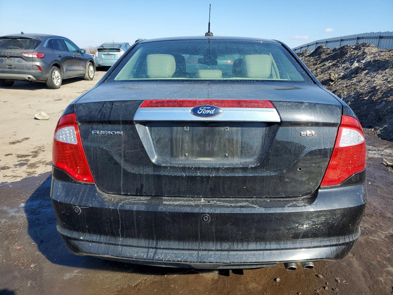 2011 FORD FUSION