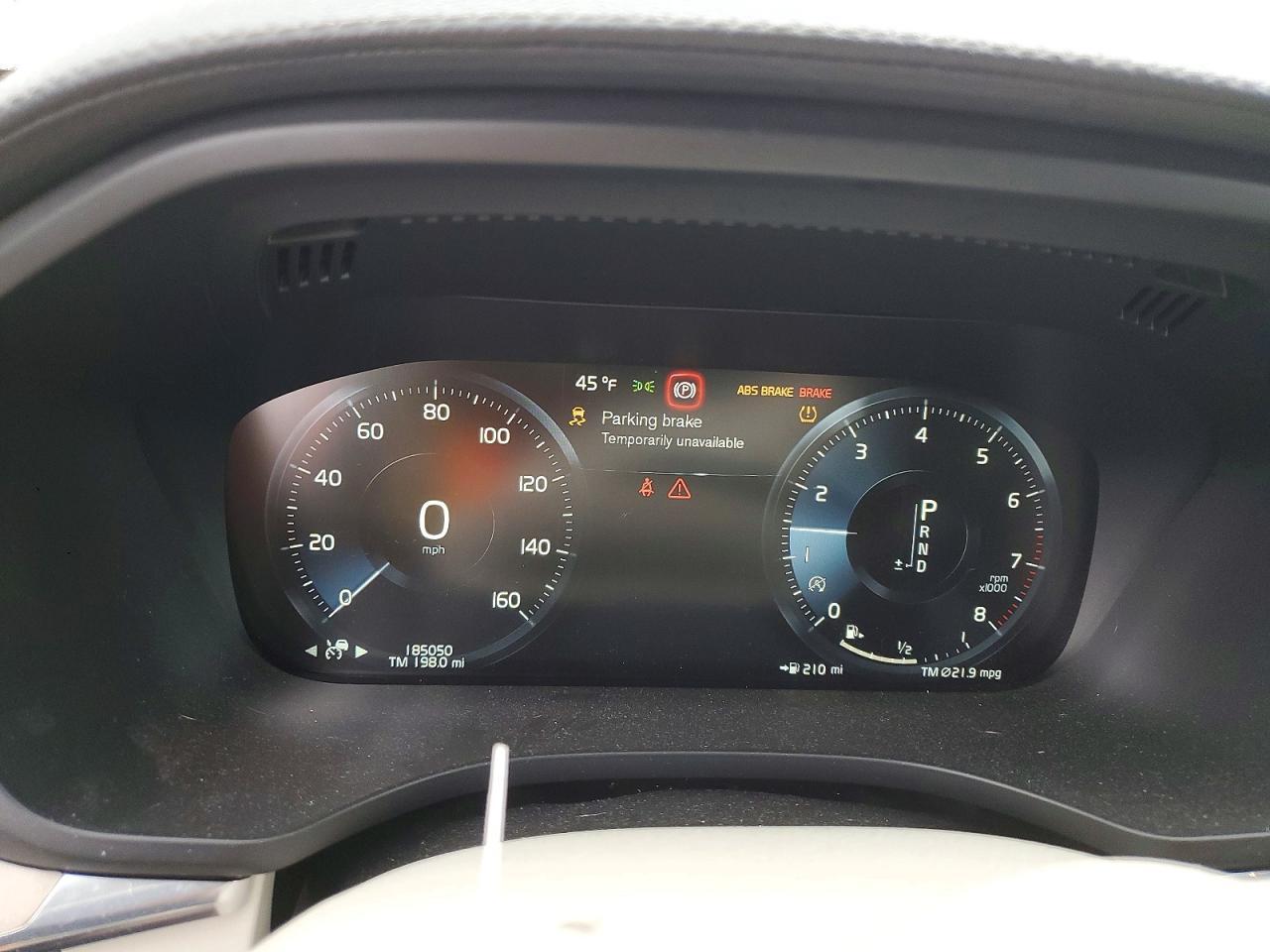 2018 VOLVO XC60